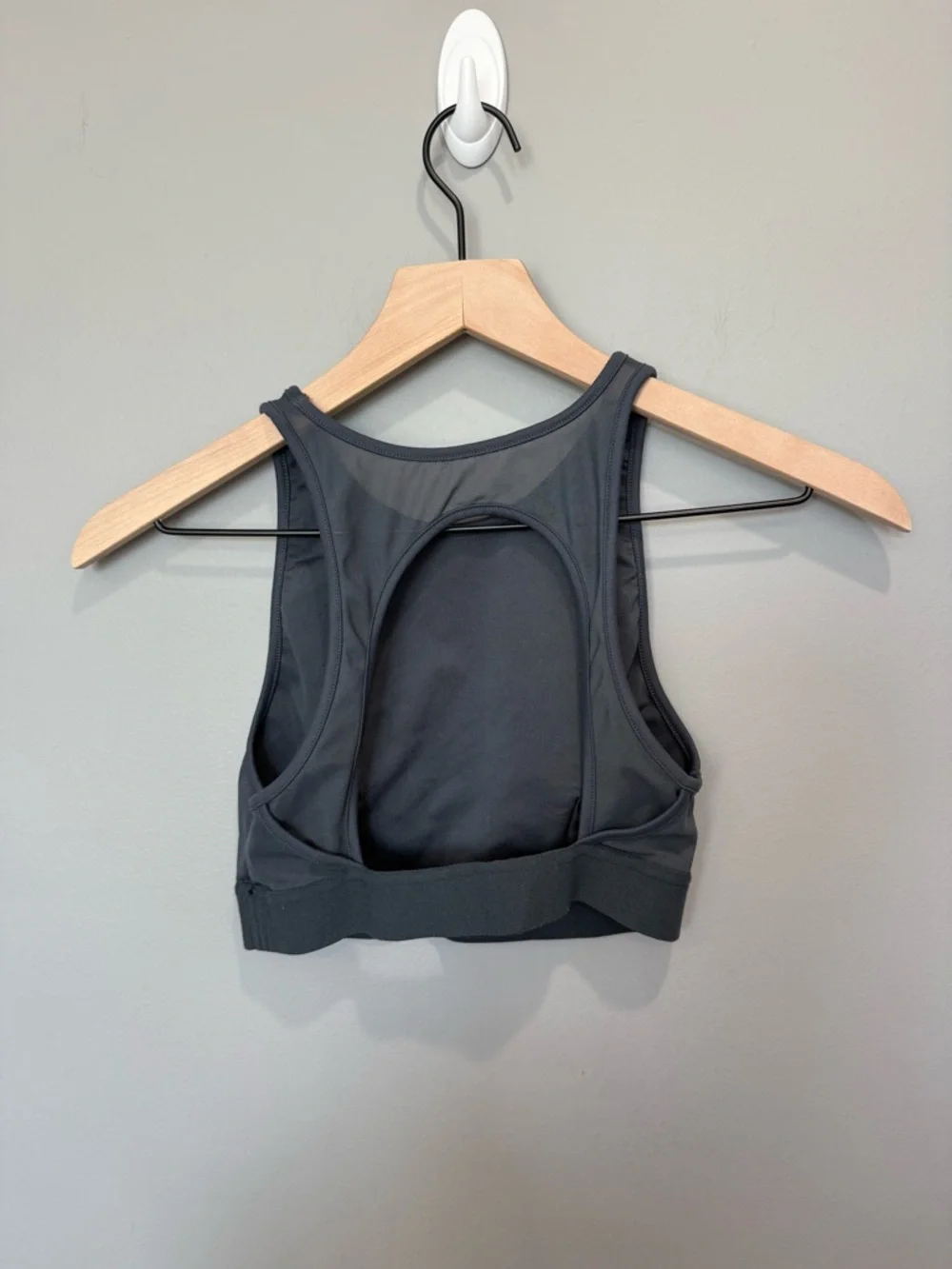 Alo Women's‎ Black High-Neck Sports Bralette